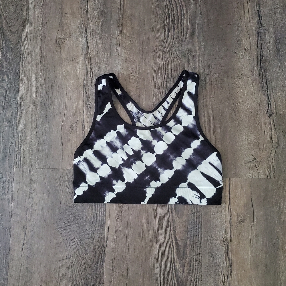 Victoria Secret Pink sports bra